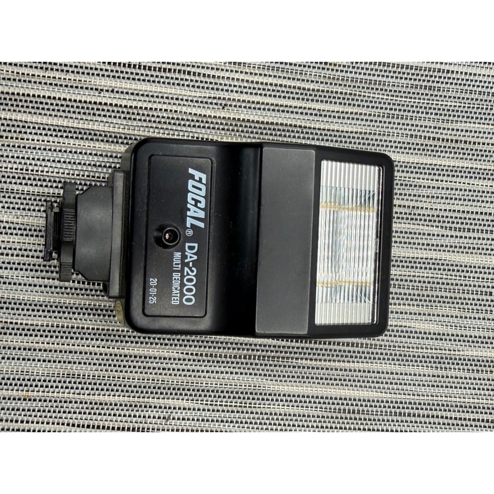 Focal DA-2000 Multi Dedicated Camera Flash Hot Shoe Mount Vintage Film Accessory